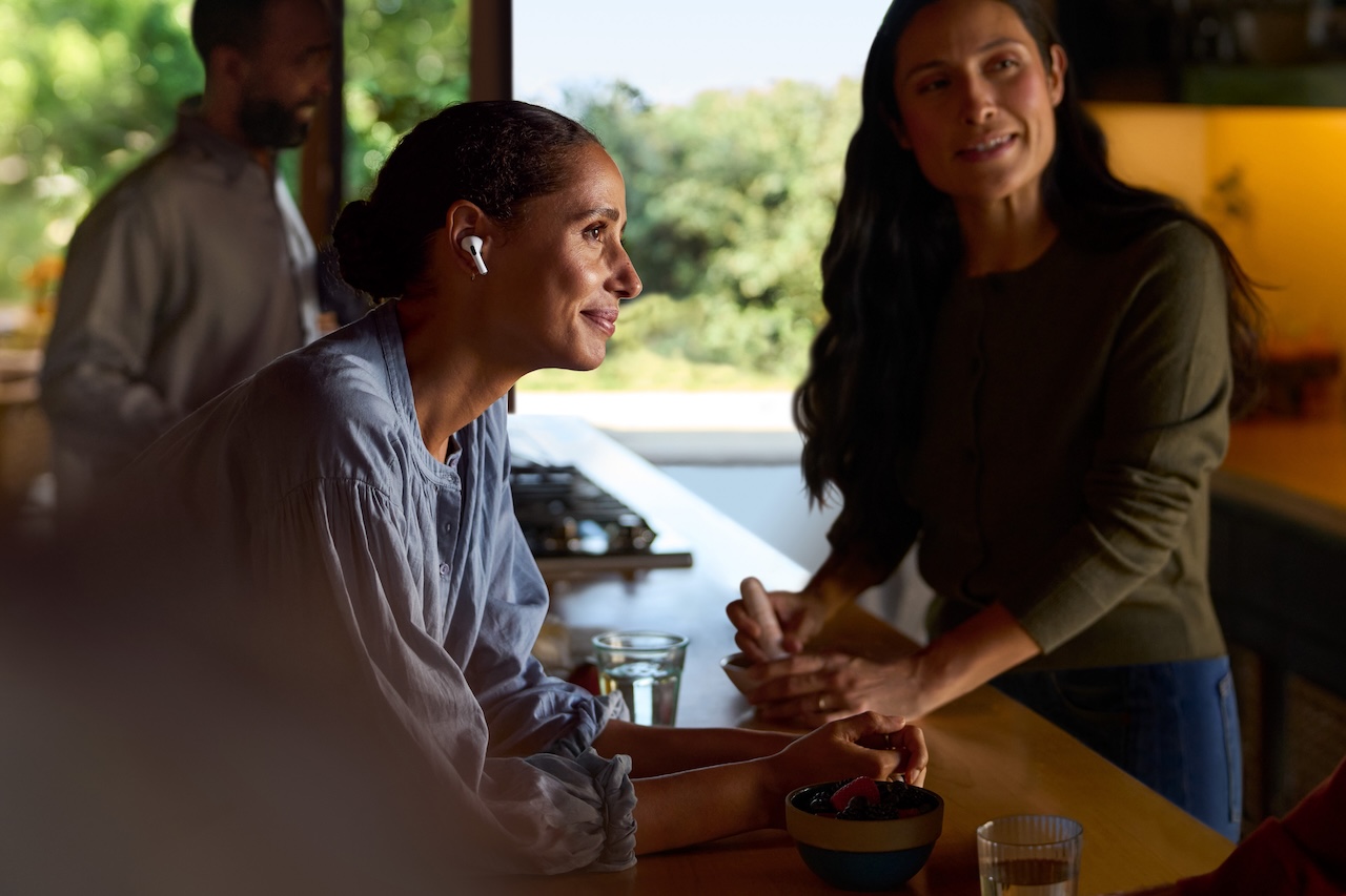 Apple AirPods 4 vs AirPods Pro 2 : lesquels choisir?